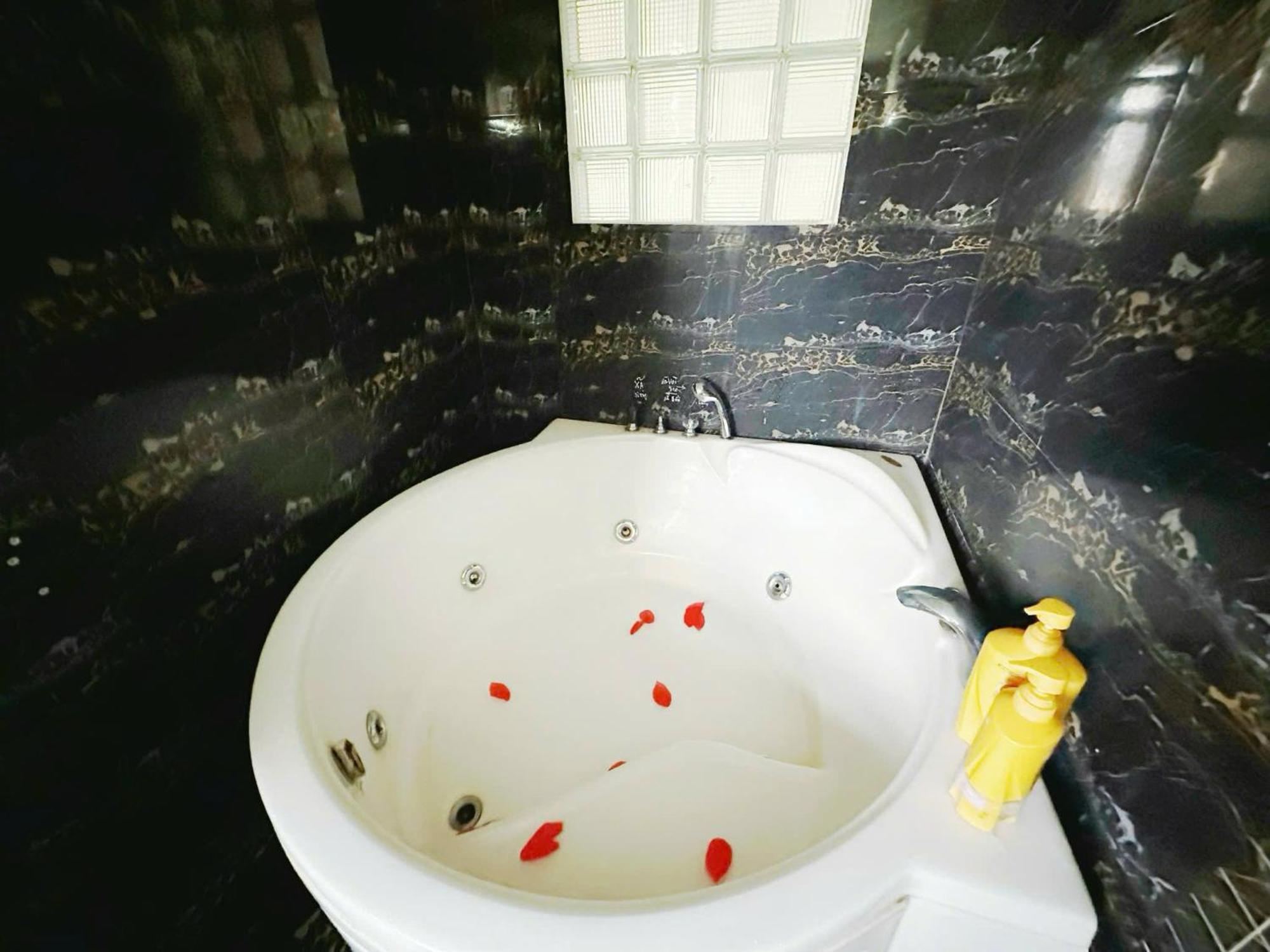H79 Khách sạn TP. Hồ Chí Minh